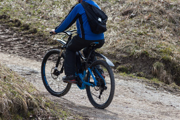 cyclist people enjoy outdoor wanderlust with their ebikes mountainbikes © rudolfgeiger