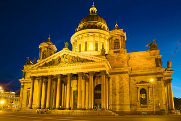 Fototapeta na wymiar St. Isaac Cathedral close-up of July night. St. Petersburg, Russia