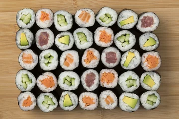 Selbstklebende Fototapeten  Traditional Japanese sushi maki © Picture Partners