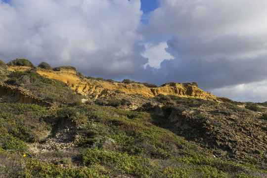 Felsk&uuml;ste am Atlantik im Parque Natural do Sudoeste Alentejano e Costa Vicentina, Algarve, Portugal, Europa