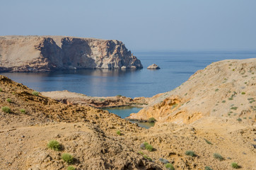 Fototapeta na wymiar Wild and remote beach in Oman