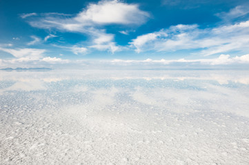 Fototapeta na wymiar Salt flat Salar de Uyuni, Bolivia