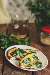 Egg omelet with spinach