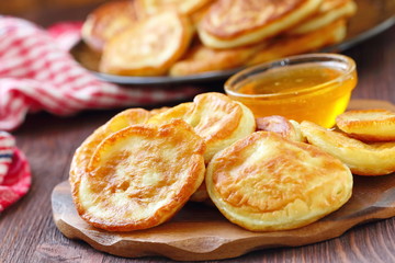 Pancakes with honey