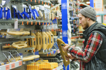 Fototapeta premium Man in a hardware store
