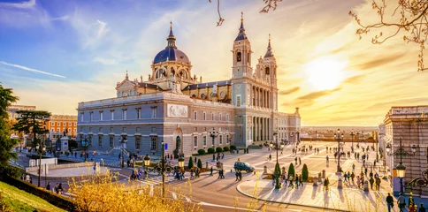 Foto op Plexiglas De kathedraal van Madrid © LucVi