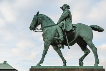 Fototapeta na wymiar Equestrian statue of King Christian IX