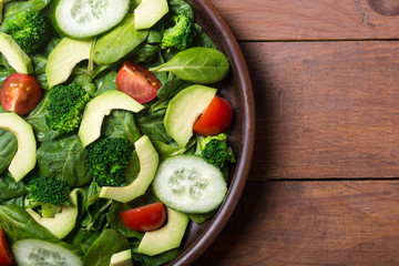 Avocado salad with tomatoes