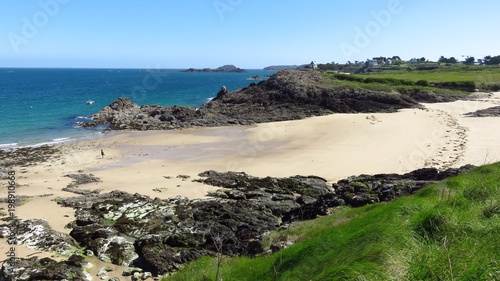 Panorama Sur La Plage Du Val à Rothéneuf Saint Malo En