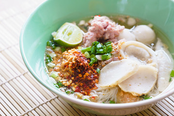 Noodle soup with fish balls