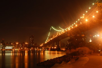 Fototapeta na wymiar New York bridge at night