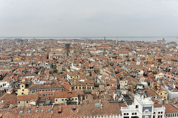 Fototapeta na wymiar Aussicht vom Campanile auf den Markusplatz, Venedig, Venetien, Italien, Europa