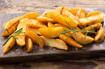 roasted potatoes with rosemary