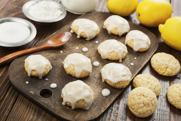 Fototapeta na wymiar Lemon glaze cookies