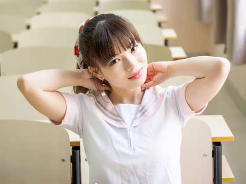 Japanese Schoolgirl Throated