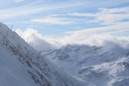 Mountain Tops in the Alphs