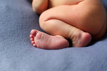 foot newborn