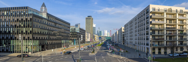 Obraz premium Neubaugebiet und Büroviertel im Europaviertel in der Innenstadt von Frankfurt am Main