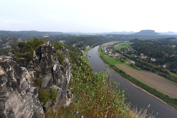 Sächsische Schweiz, Bastei mit Elbe
