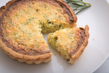 broccoli and cheese quiche