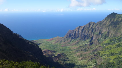 Scenic overview of Kalalau Valley on the Na Pali Coast of Kauai (HI, USA)