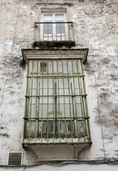 Obraz premium Window in Arcos de la Frontera near Cadiz Spain