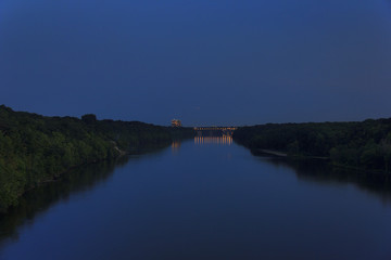 Fototapeta na wymiar Mississippi River - Minneapolis - Minnesota