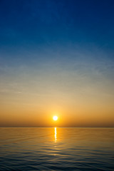 Fototapeta premium Sunset sky on the lake