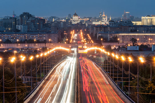 Moscow. Evening. Road to the Cathedral of Christ the Savior