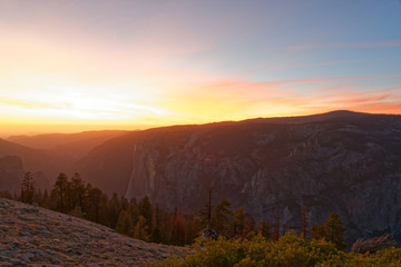 Naklejka na ściany i meble Sunset over Yosemite Valley