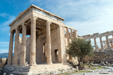 Obraz premium The Porch of the Caryatids at the Erechtheion temple on the Acropolis, Athens, Greece.