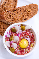 beef tartare with egg