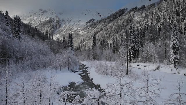 Winter Snow River scenery In Mountain Pines, wild nature in vinter