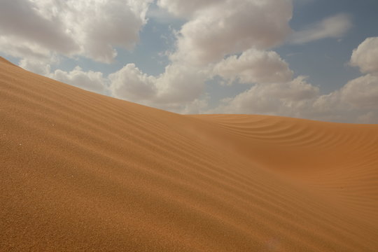sharqiya sands © Serena