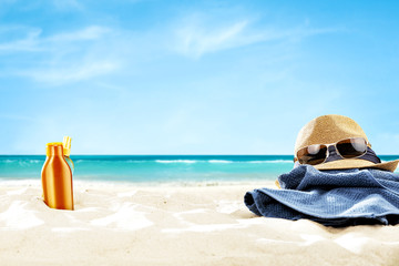 Obraz na płótnie Canvas towel on beach and free space for your decoration. 