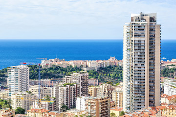Naklejka premium Daylight view from top to city hotel building and modern houses