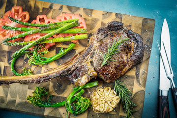 Tomahawk Steak (grillzeit)