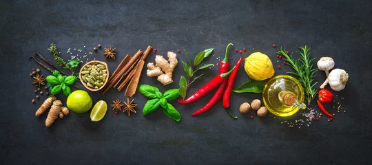Photo sur Plexiglas Best-sellers dans la cuisine Herbes aromatiques et épices fraîches pour la cuisine
