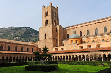 Monreale, il chiostro del Duomo - Sicilia