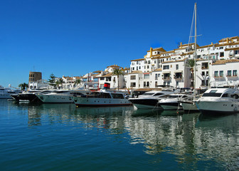 Fototapeta na wymiar Puerto Banús, Marbella, Málaga