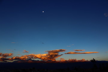 Cielo y atardecer