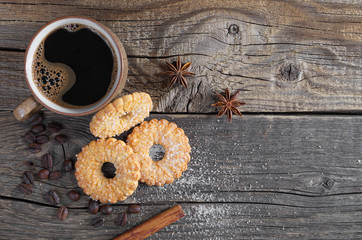 Coffee with shortbread cookies