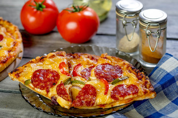 Pizza pepperoni.