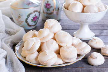 Beze or Meringues