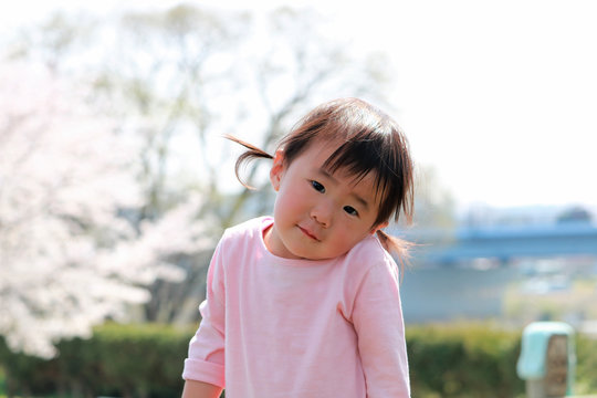 3 件の最適な 小首をかしげる 画像 ストック写真 ベクター Adobe Stock