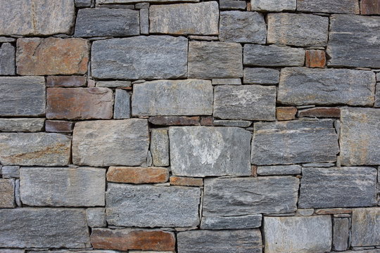Natursteinmauer