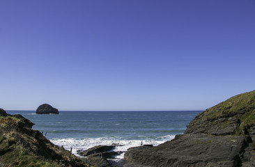 Fototapeta na wymiar Ocean view of Trebarwith Strand in Cornwall, England