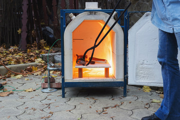 Heating stove for clay outside