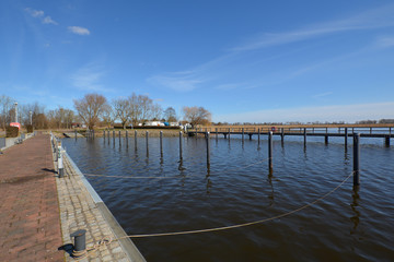 Fr&uuml;hling am Naturhafen Puddemin