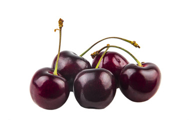 Cerezas en fondo blanco